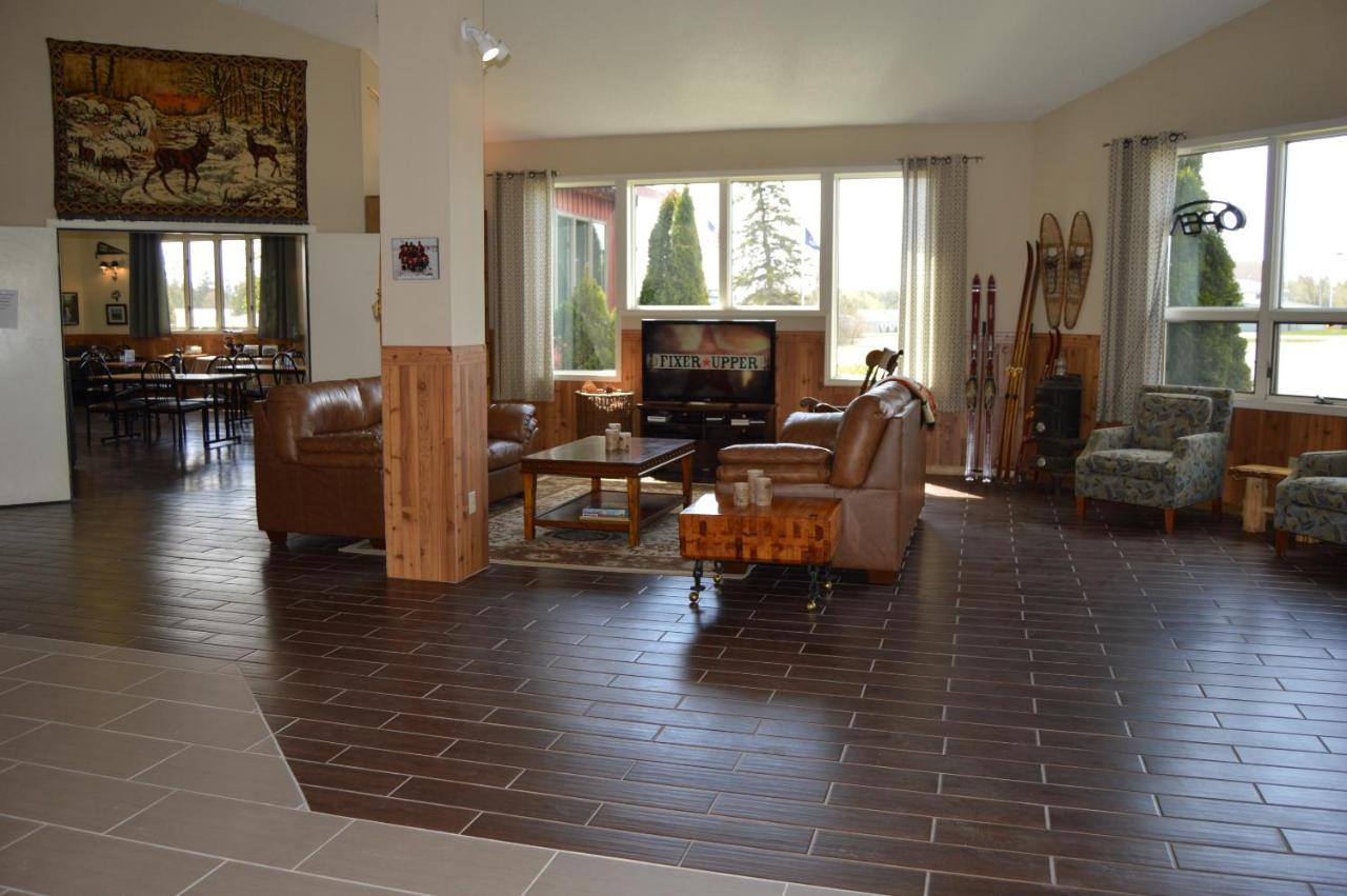Cedar Hill Lodge Saint Ignace Eksteriør bilde