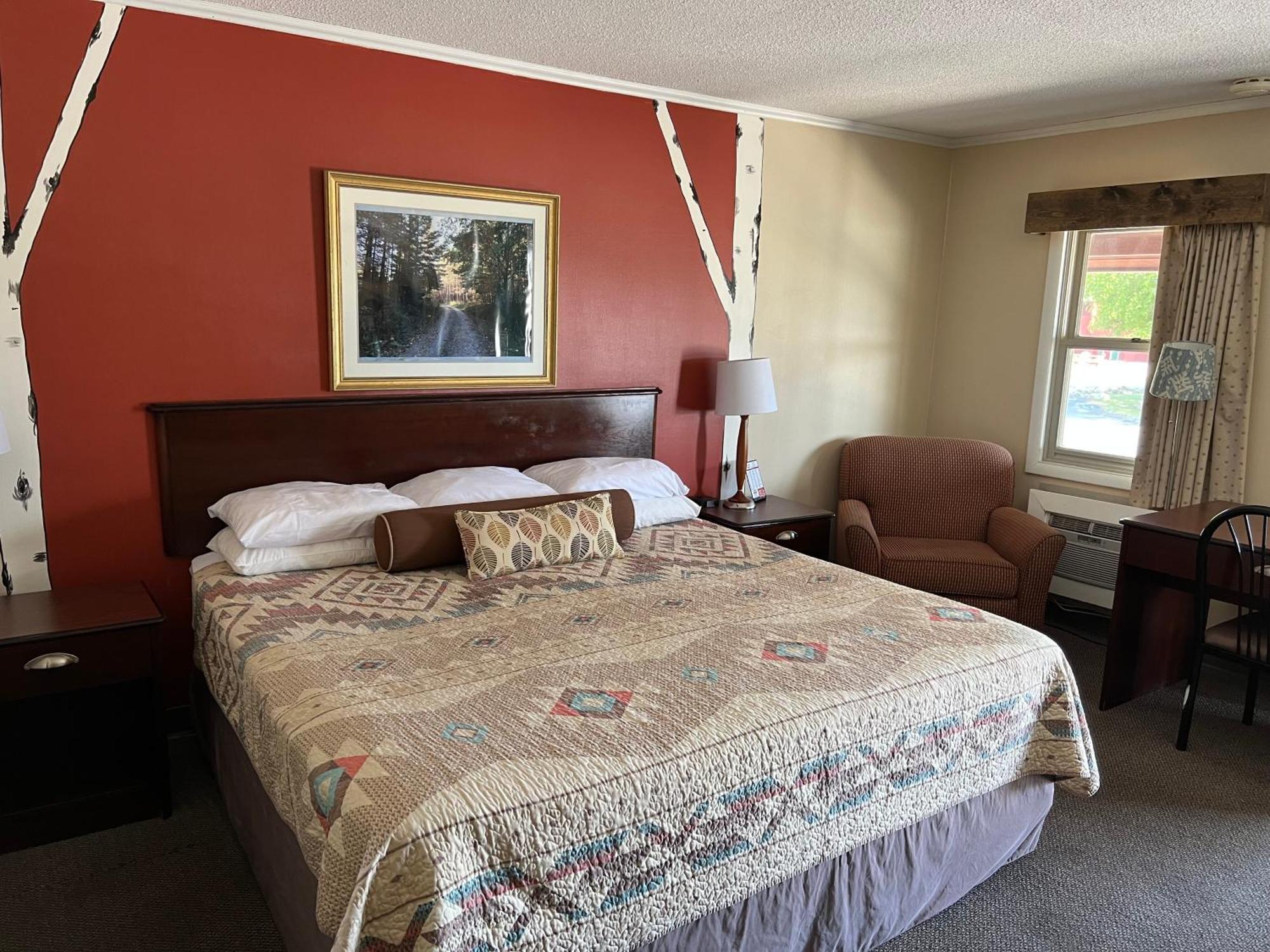 Cedar Hill Lodge Saint Ignace Eksteriør bilde